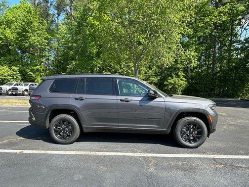 2025 Jeep Grand Cherokee L Altitude