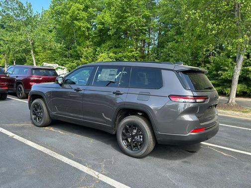 2025 Jeep Grand Cherokee L Altitude