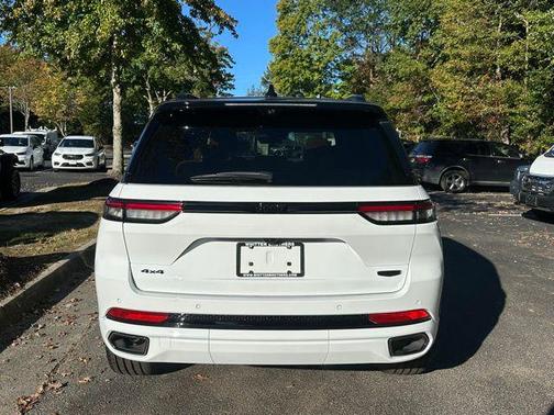 2025 Jeep Grand Cherokee Summit