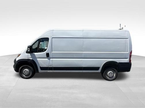 Bright White Clearcoat 2025 RAM ProMaster 2500 Tradesman