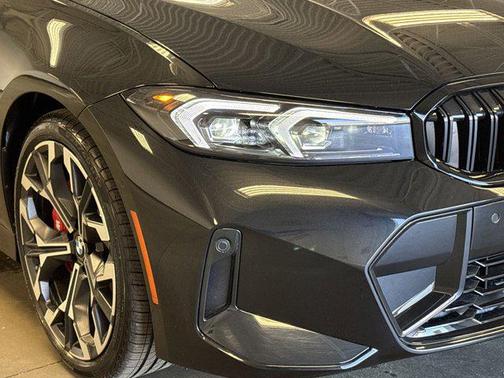 2025 BMW 330 i