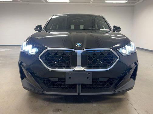 2025 BMW X2 xDrive28i