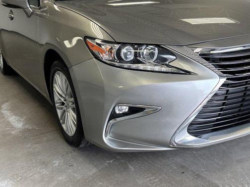 2018 Lexus ES 350 Base