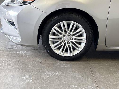 2018 Lexus ES 350 Base