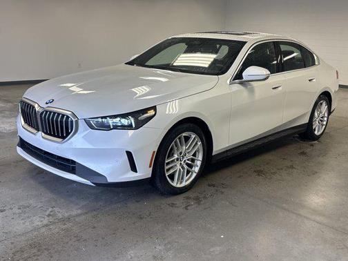 2024 BMW 530 i