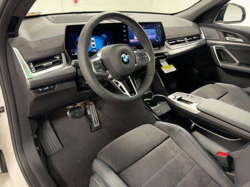 2026 BMW X2 xDrive28i