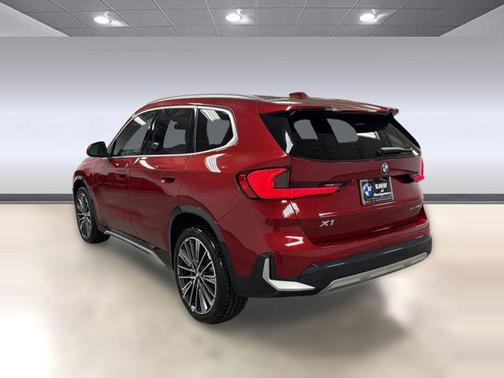 Vegas Red Metallic 2026 BMW X1 xDrive28i