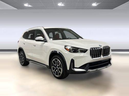 Alpine White 2023 BMW X1 xDrive28i