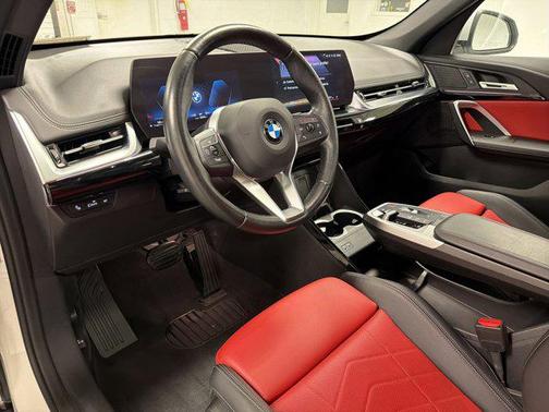 Alpine White 2023 BMW X1 xDrive28i