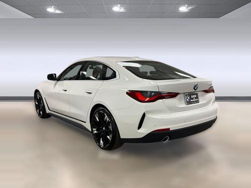 Alpine White 2026 BMW 430 Gran Coupe i