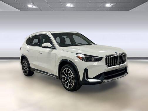 Alpine White 2026 BMW X1 xDrive28i