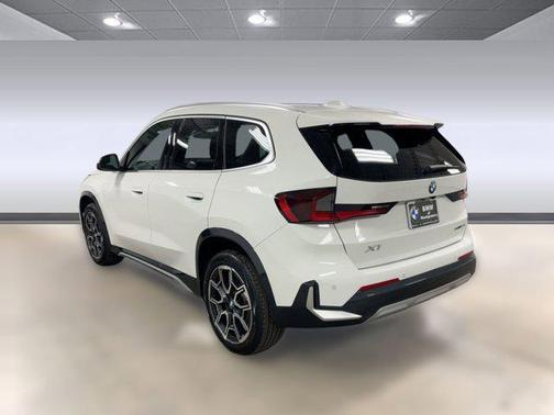 Alpine White 2026 BMW X1 xDrive28i