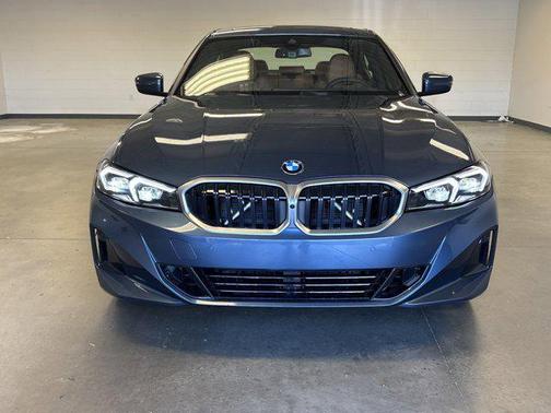 2025 BMW 330 i