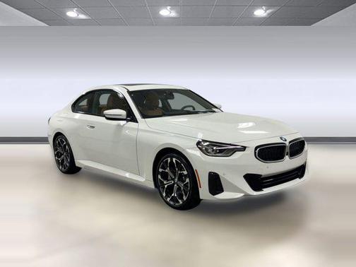 2026 BMW 230 230i