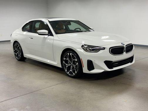 2026 BMW 230 230i
