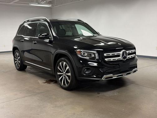 Black 2022 Mercedes-Benz GLB 250 Base