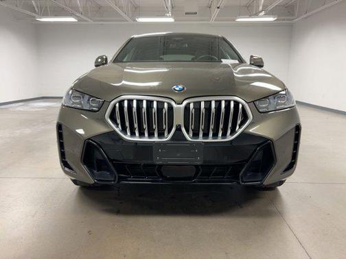 2025 BMW X6 xDrive40i
