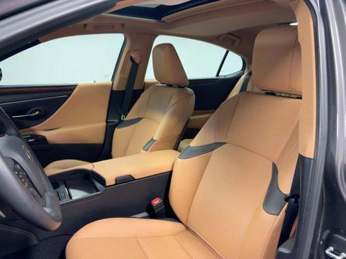 2025 Lexus ES 350 Base