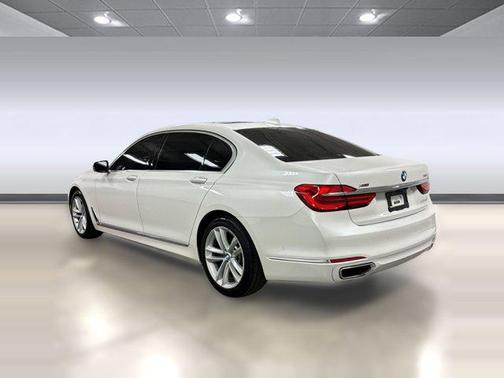 2018 BMW 750 i xDrive