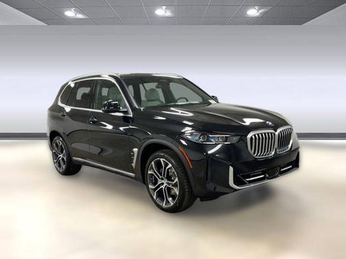 Black Sapphire Metallic 2026 BMW X5 sDrive40i