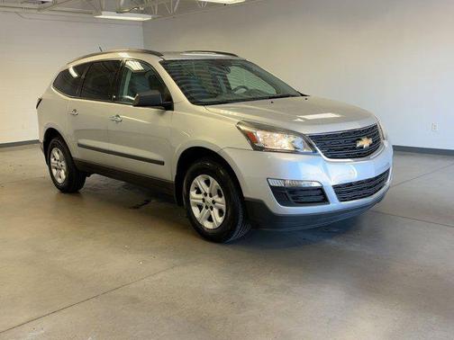 2017 Chevrolet Traverse LS
