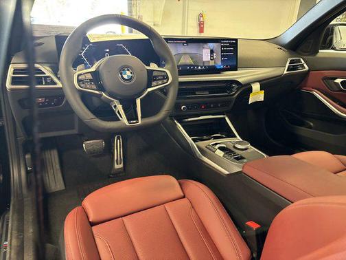 2025 BMW 330 i