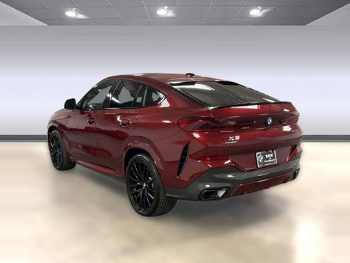 Aventurin Red Metallic 2026 BMW X6 xDrive40i