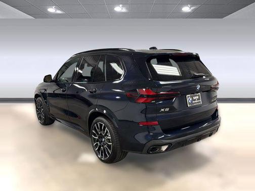 Carbon Black Metallic 2026 BMW X5 sDrive40i