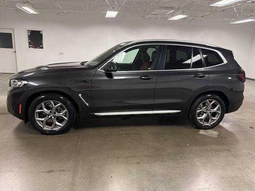 Dark Graphite Metallic 2023 BMW X3 sDrive30i