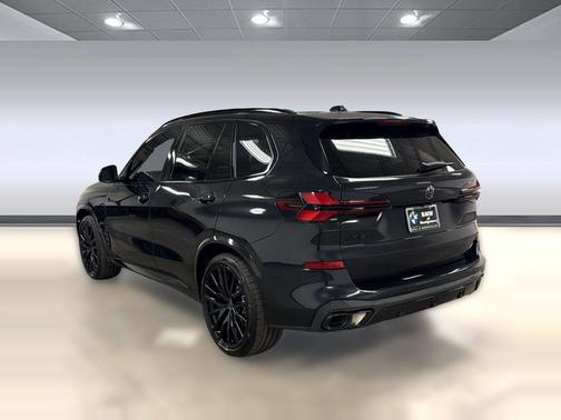 Black Sapphire Metallic 2025 BMW X5 sDrive40i
