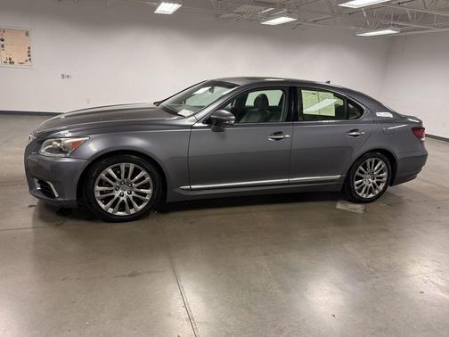 Liquid Platinum 2013 Lexus LS 460 Base