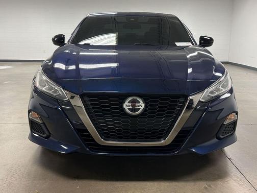 Deep Blue Pearl 2021 Nissan Altima SR FWD