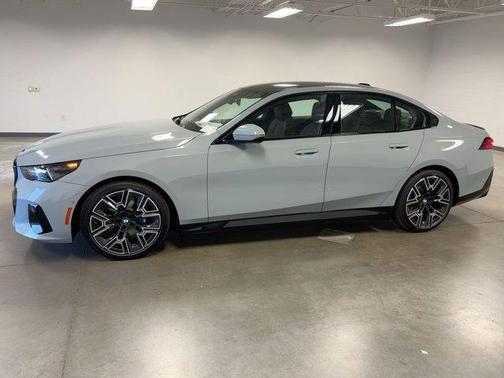 2026 BMW i5 xDrive40
