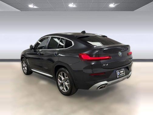 Gray 2022 BMW X4 xDrive30i