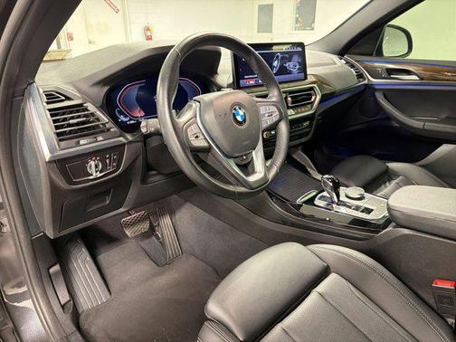 Gray 2022 BMW X4 xDrive30i