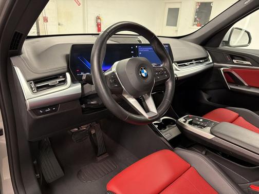 Space Silver Metallic 2023 BMW X1 xDrive28i