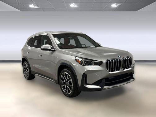 Space Silver Metallic 2023 BMW X1 xDrive28i
