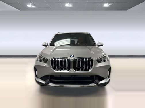 Space Silver Metallic 2023 BMW X1 xDrive28i