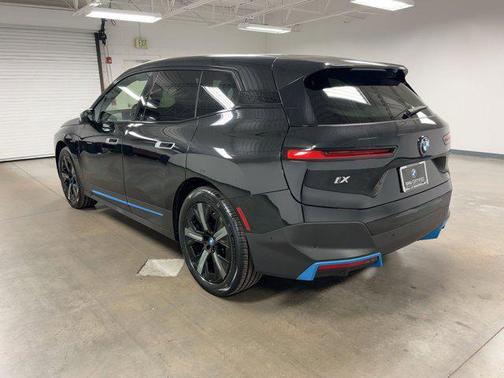 2024 BMW iX xDrive50