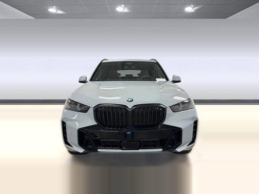 Brooklyn Grey Metallic 2026 BMW X5 sDrive40i