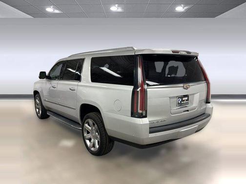 2020 Cadillac Escalade ESV Luxury