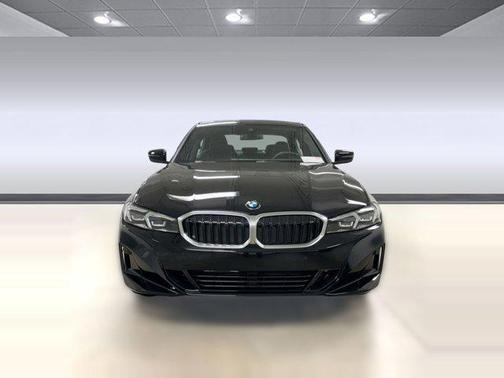 Jet Black 2026 BMW 330 330i