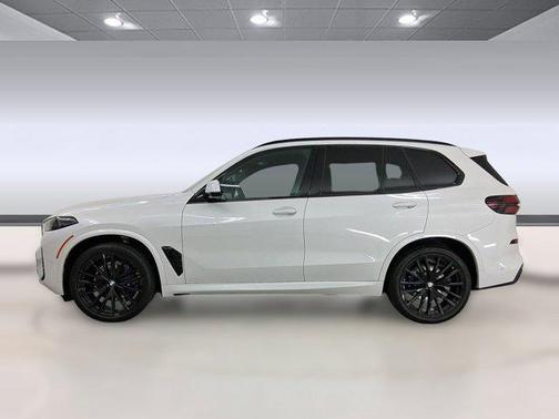 Mineral White Metallic 2026 BMW X5 xDrive40i