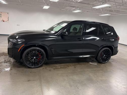 Black Sapphire Metallic 2026 BMW X5 sDrive40i