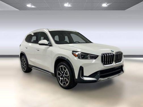 Alpine White 2026 BMW X1 xDrive28i