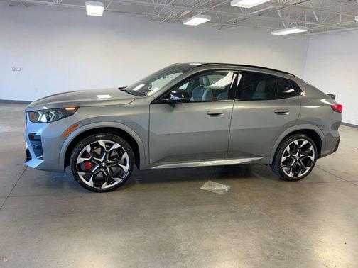 2025 BMW X2 xDrive28i
