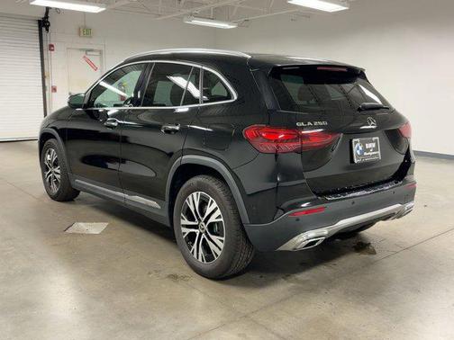 2025 Mercedes-Benz GLA 250 4MATIC