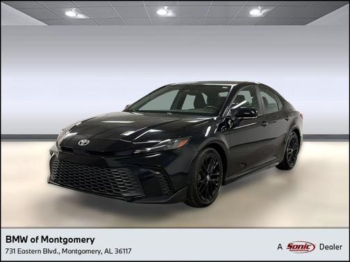 Black 2025 Toyota Camry SE