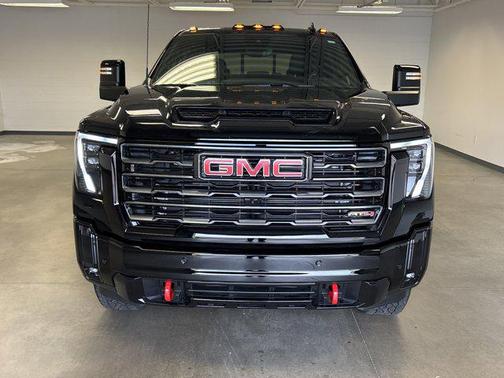 2025 GMC Sierra 2500 AT4
