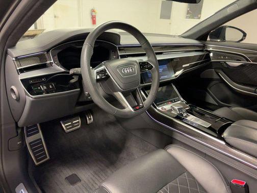 2024 Audi S8 4.0T